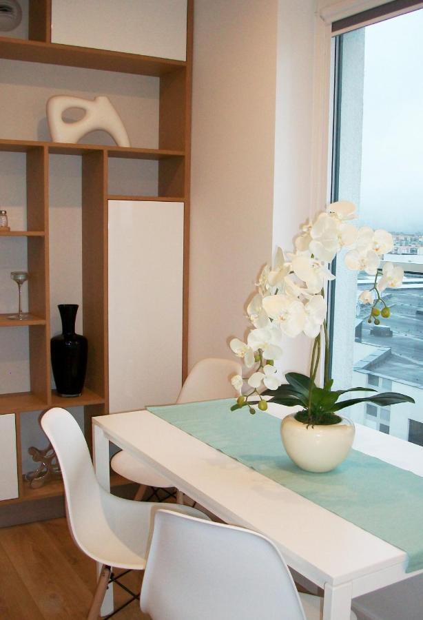 Aqua Apartments Sunset Reda Exterior photo